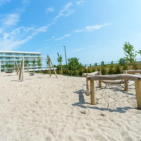 Polanki Aqua 3-pokojowy -premium- Family - Baseny, Wellness I Blisko Morza Garage & Pool Access * Колобжег