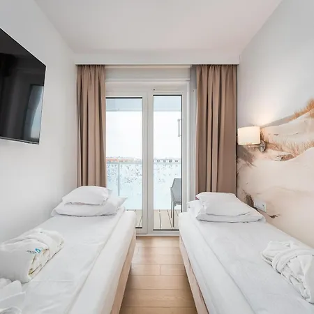 Polanki Aqua 3-pokojowy -premium - Baseny, Wellness I Blisko Morza Garaz Lägenhet