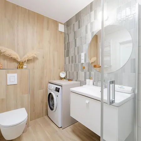 Апартаменты Polanki Aqua 3-pokojowy -premium- Family - Baseny, Wellness I Blisko Morza Garage & Pool Access