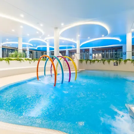 Polanki Aqua 3-pokojowy -premium- Family - Baseny, Wellness I Blisko Morza Garage & Pool Access * 코워브제크