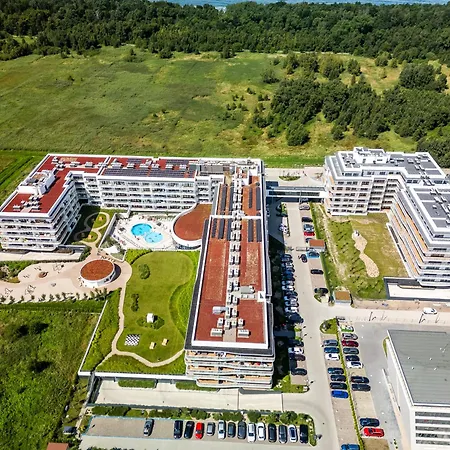 Polanki Aqua 3-pokojowy -premium- Family - Baseny, Wellness I Blisko Morza Garage & Pool Access 아파트 *