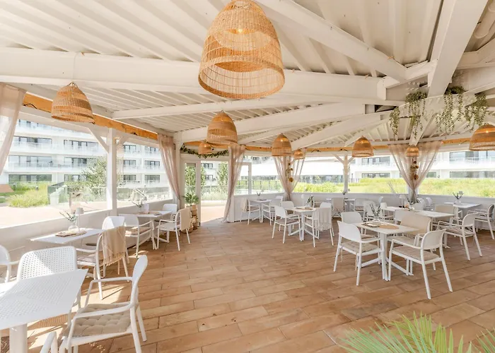 Polanki Aqua 3-pokojowy -premium - Baseny, Wellness I Blisko Morza Garaz Lägenhet Kołobrzeg